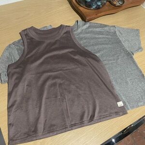 Vuori Women's Tank and Tee Set/bundle